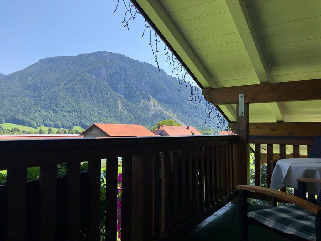 Haus Jaeger Mit Indoor-pool Inkl. Chiemgaukarte Apartment