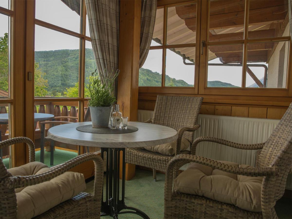 Haus Jaeger Mit Indoor-pool Inkl. Chiemgaukarte *