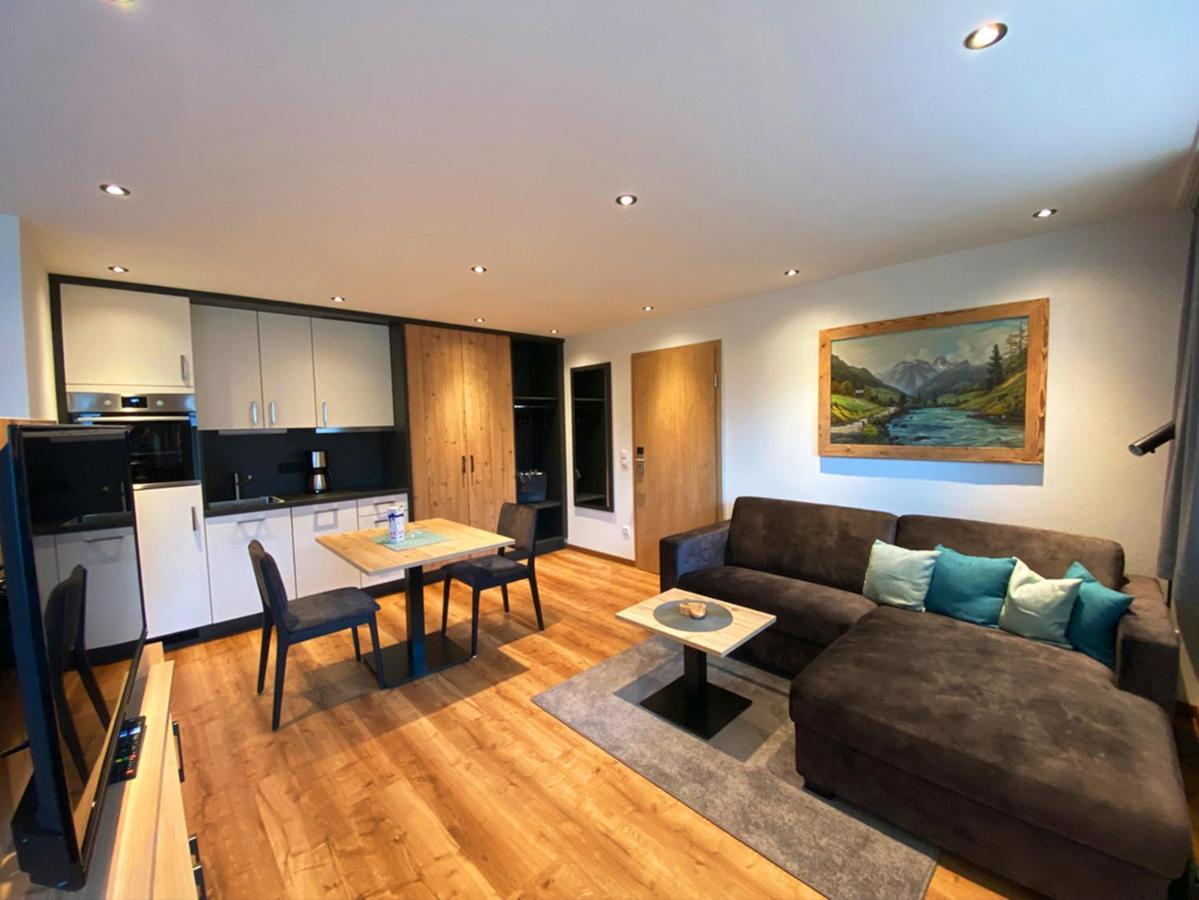 Haus Jaeger Mit Indoor-pool Inkl. Chiemgaukarte Apartment *